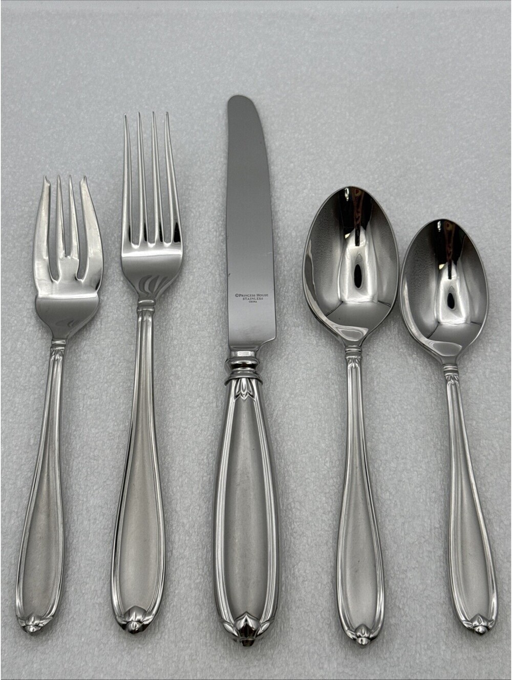 Princess House Barrington Stainless 18/10 Frosted Flatware 5 Piece Set